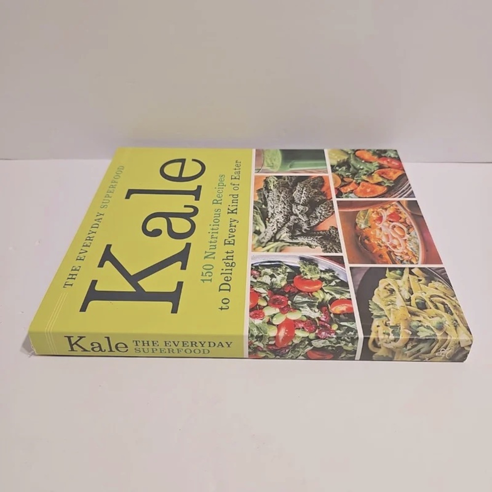 🌸3/$25 Kale: Everyday Superfood: 150 Nutritious Recipes to Delight Every Eater - Picture 6 of 16